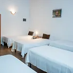 Pensjonat Backpackers House 2*