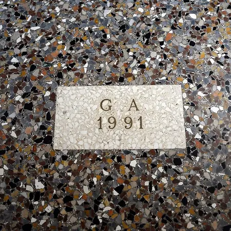 Backpackers House Benátky