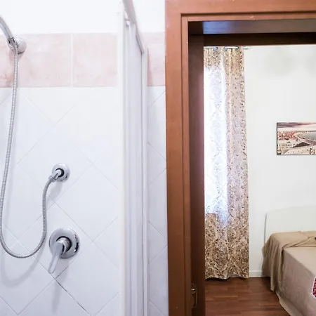 Backpackers House Гостевой дом