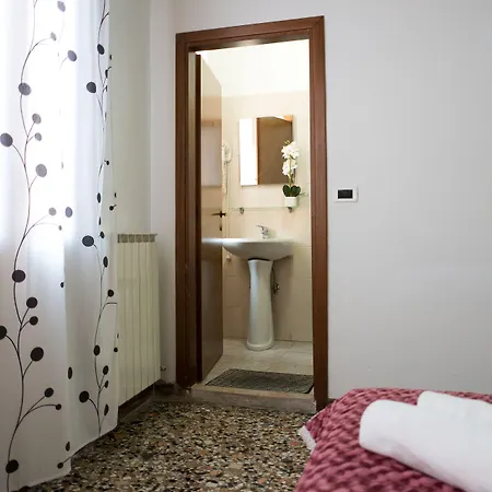 Backpackers House Casa de hóspedes Veneza
