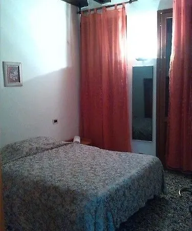 Backpackers House 2* Veneza