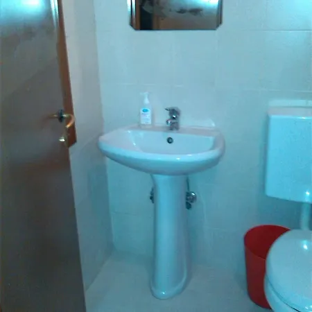 Backpackers House Casa de hóspedes 2*