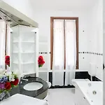Backpackers House Affittacamere 2*